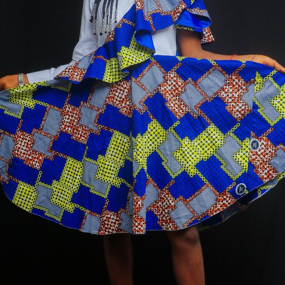 Knee length dress white African blue print ngounbang - Picture 3 of 7